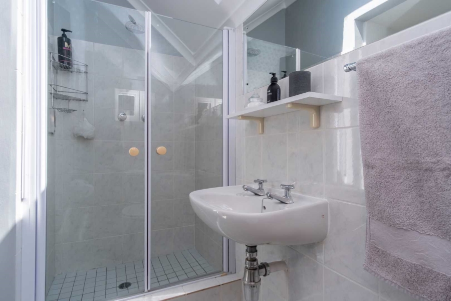 3 Bedroom Property for Sale in Beach Estate Western Cape